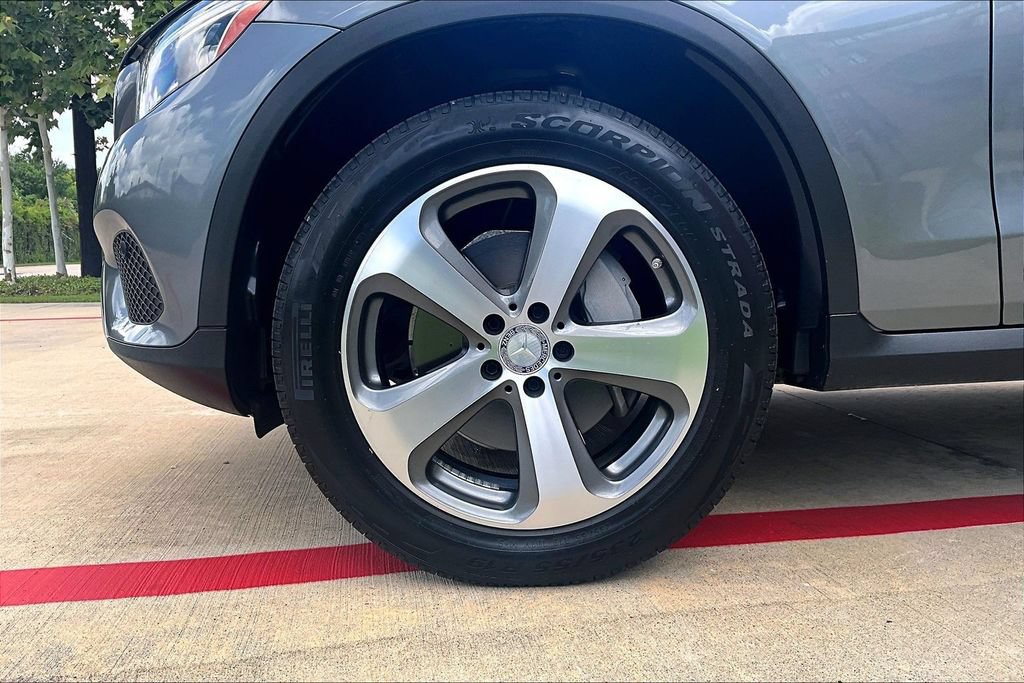 Used 2017 Mercedes-Benz GLC 300 image 11