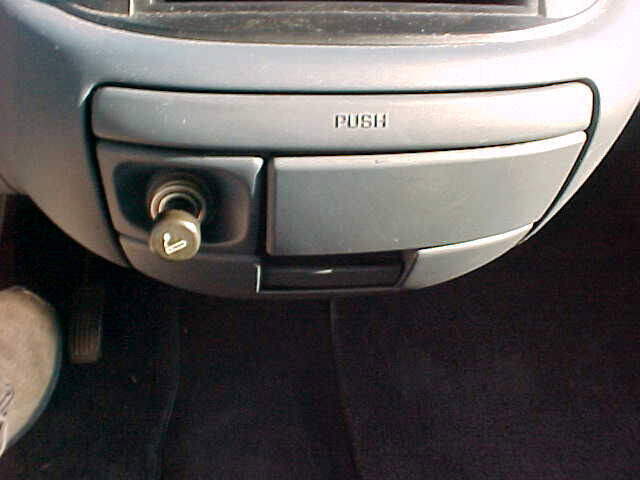 Used 1991 Toyota Previa LE image 25