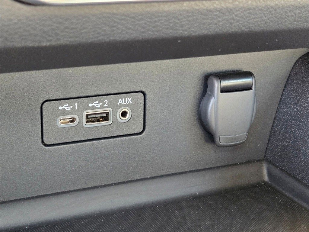 Used 2025 Nissan Altima 2.5 S image 29