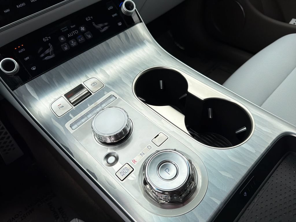 New 2026 Genesis Electrified GV70 AWD/4WD image 22