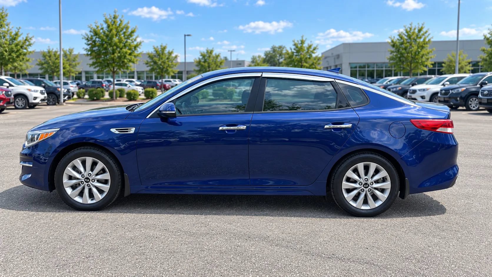 Used 2016 Kia Optima EX FWD image 3