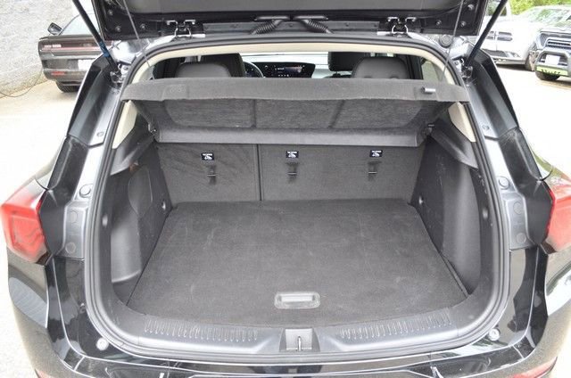 Used 2024 Buick Encore GX Sport Touring AWD/4WD image 36