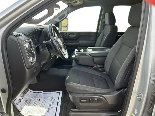 Used 2023 GMC Sierra 2500 SLE w/ Gooseneck/5TH Wheel Package image 12