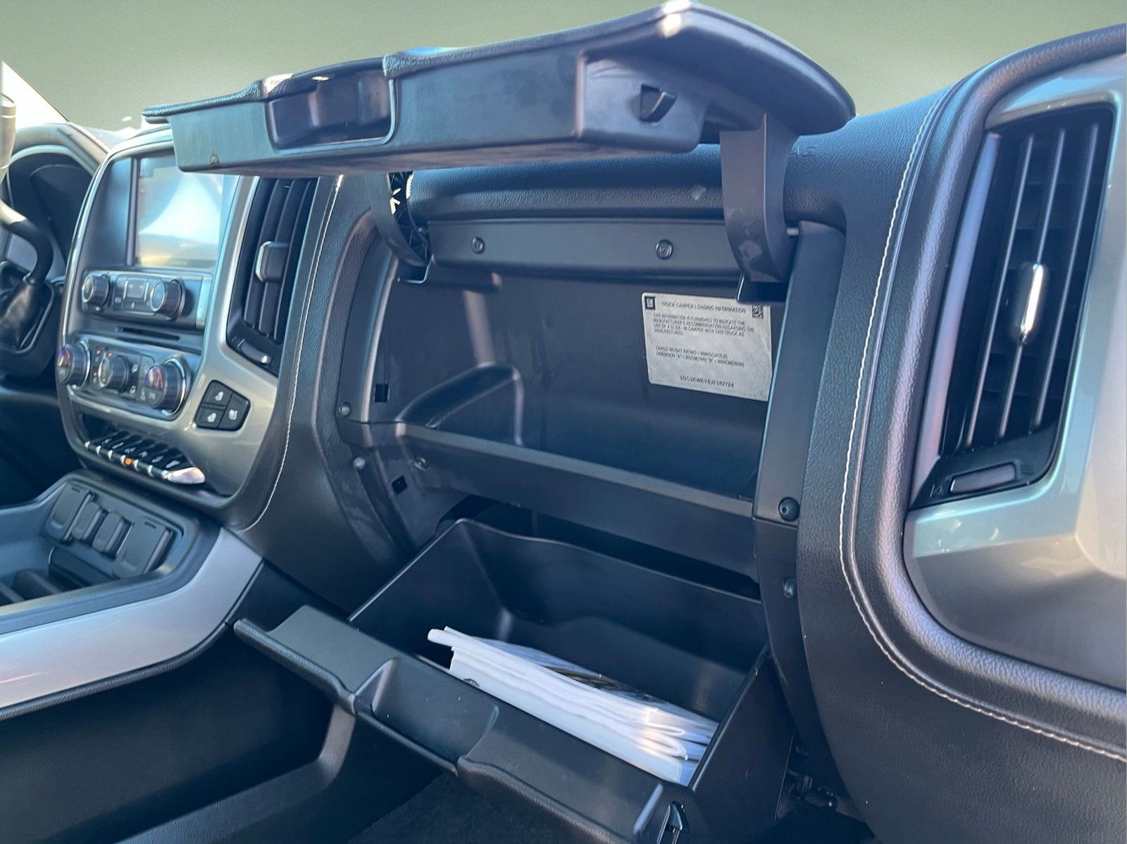 Used 2018 Chevrolet Silverado 2500 LTZ w/ Duramax Plus Package AWD/4WD image 36