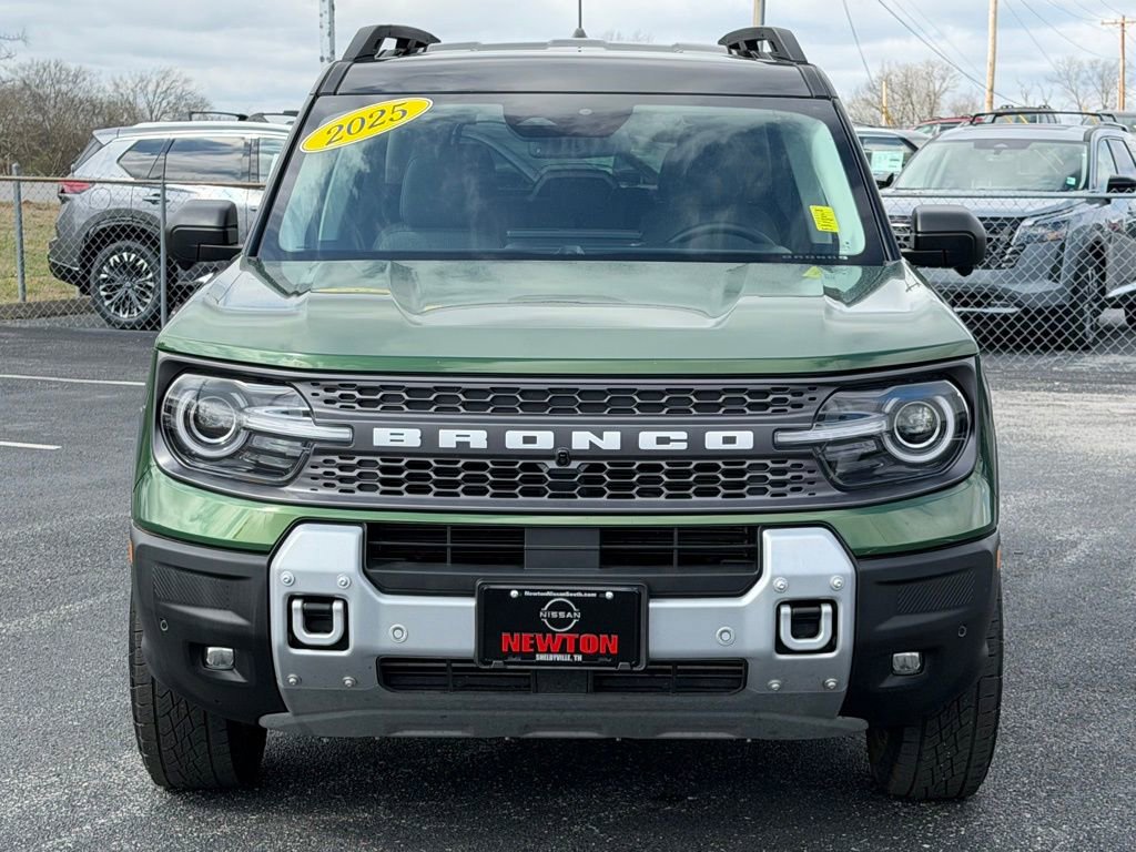 Used 2025 Ford Bronco Sport Badlands image 11