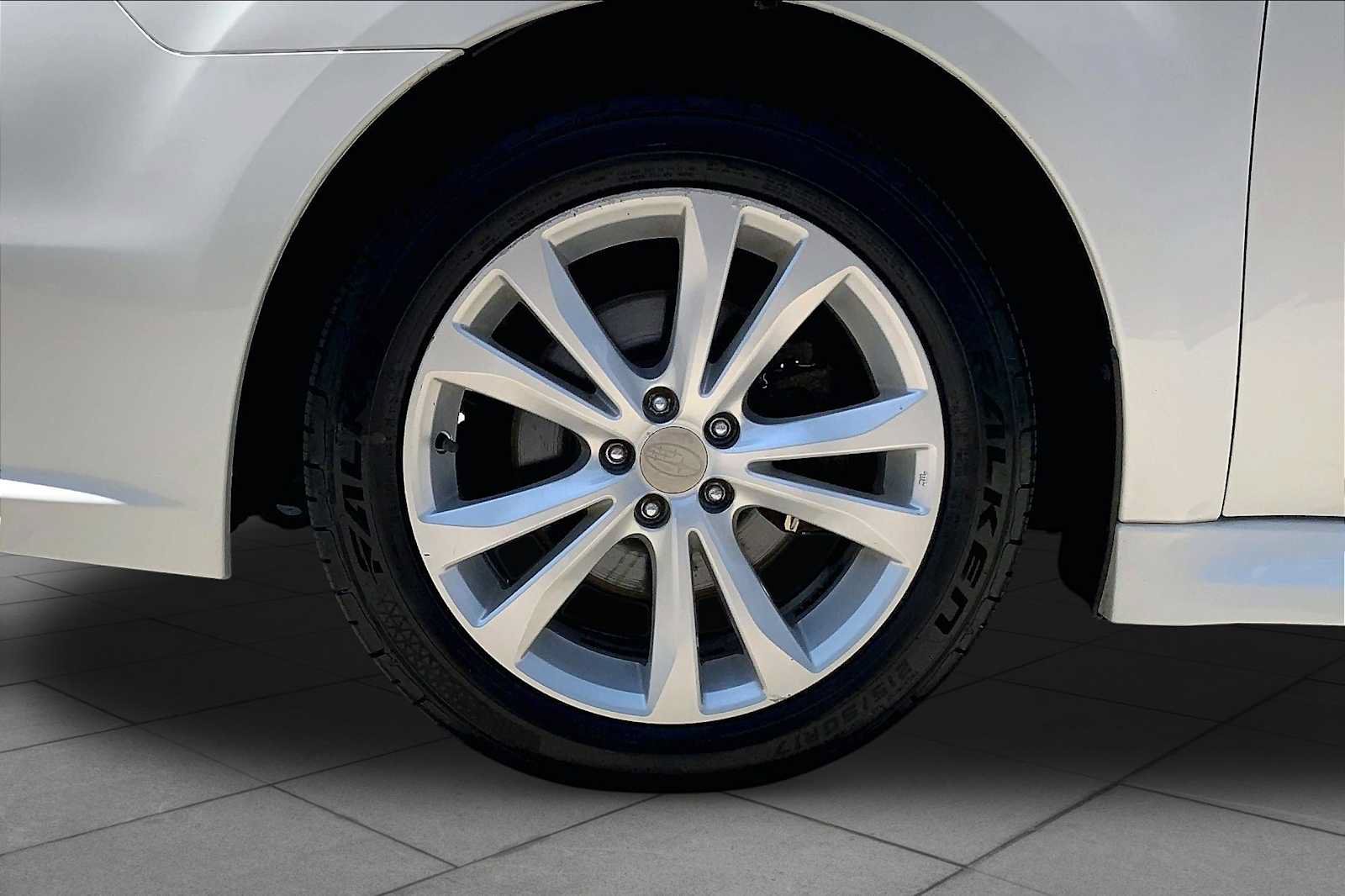 Used 2014 Subaru Legacy 2.5i Premium AWD/4WD image 11