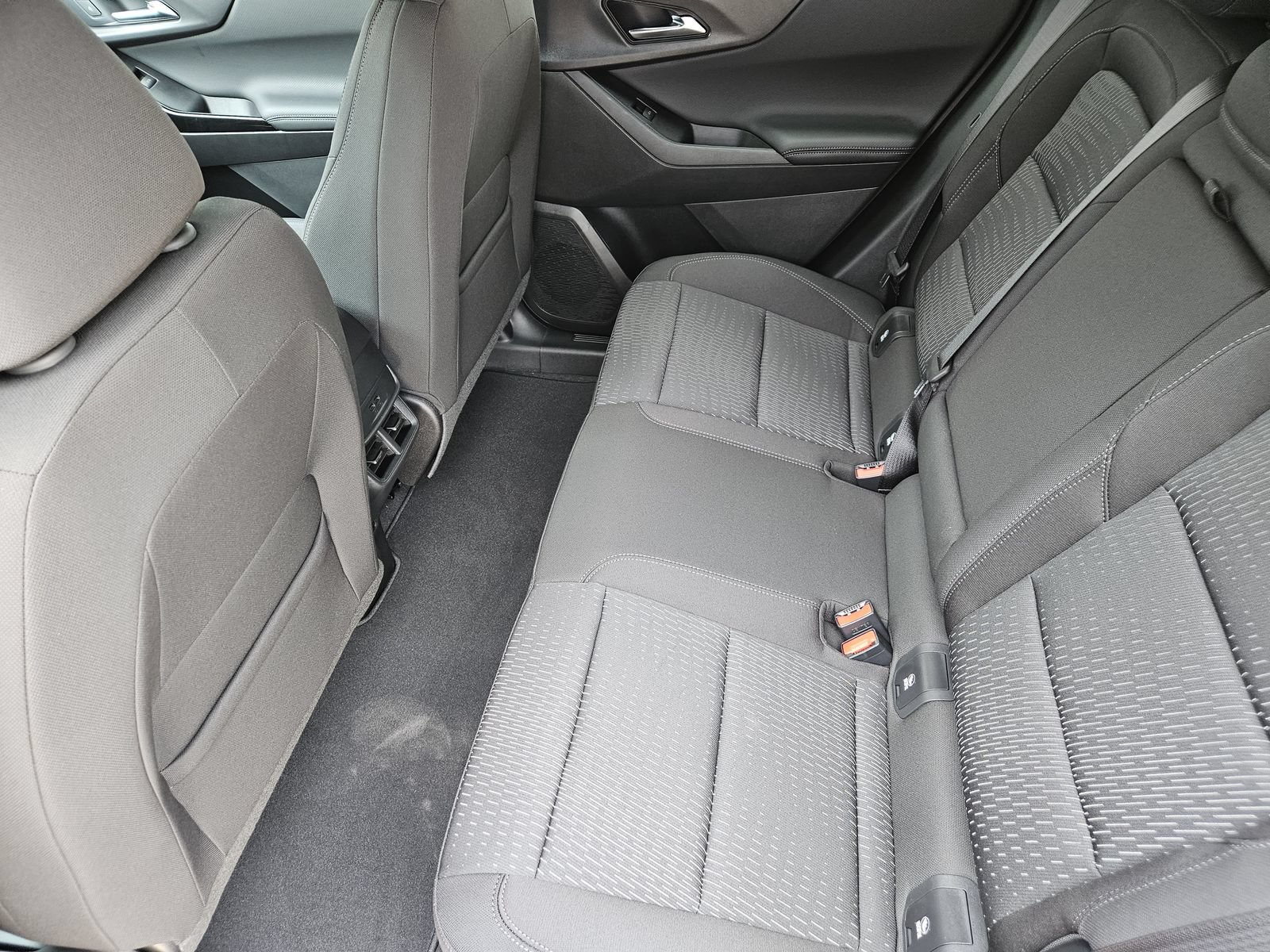 New 2027 Chevrolet Equinox LT FWD image 25
