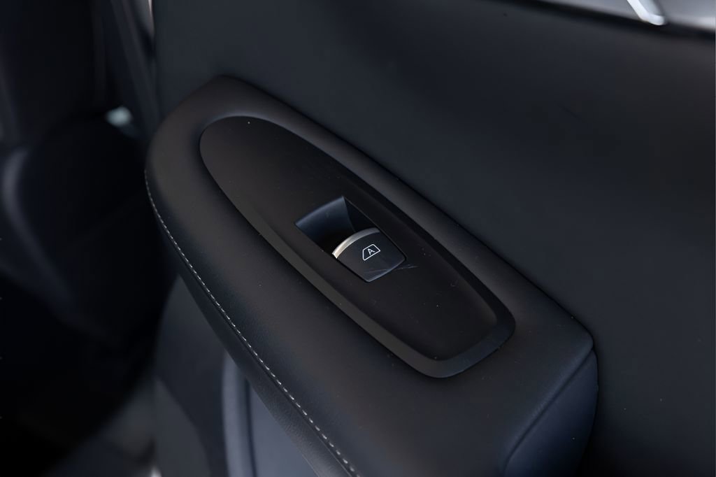 Used 2021 INFINITI QX50 Luxe AWD/4WD image 61