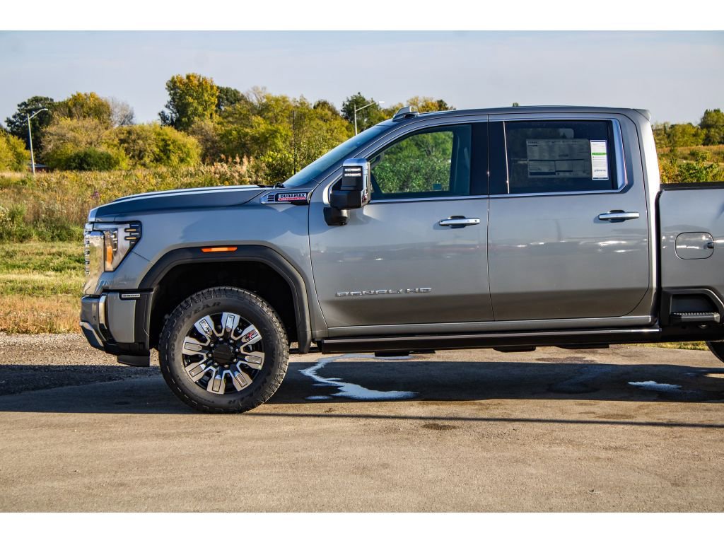New 2026 GMC Sierra 3500 Denali w/ Denali Reserve Package image 44