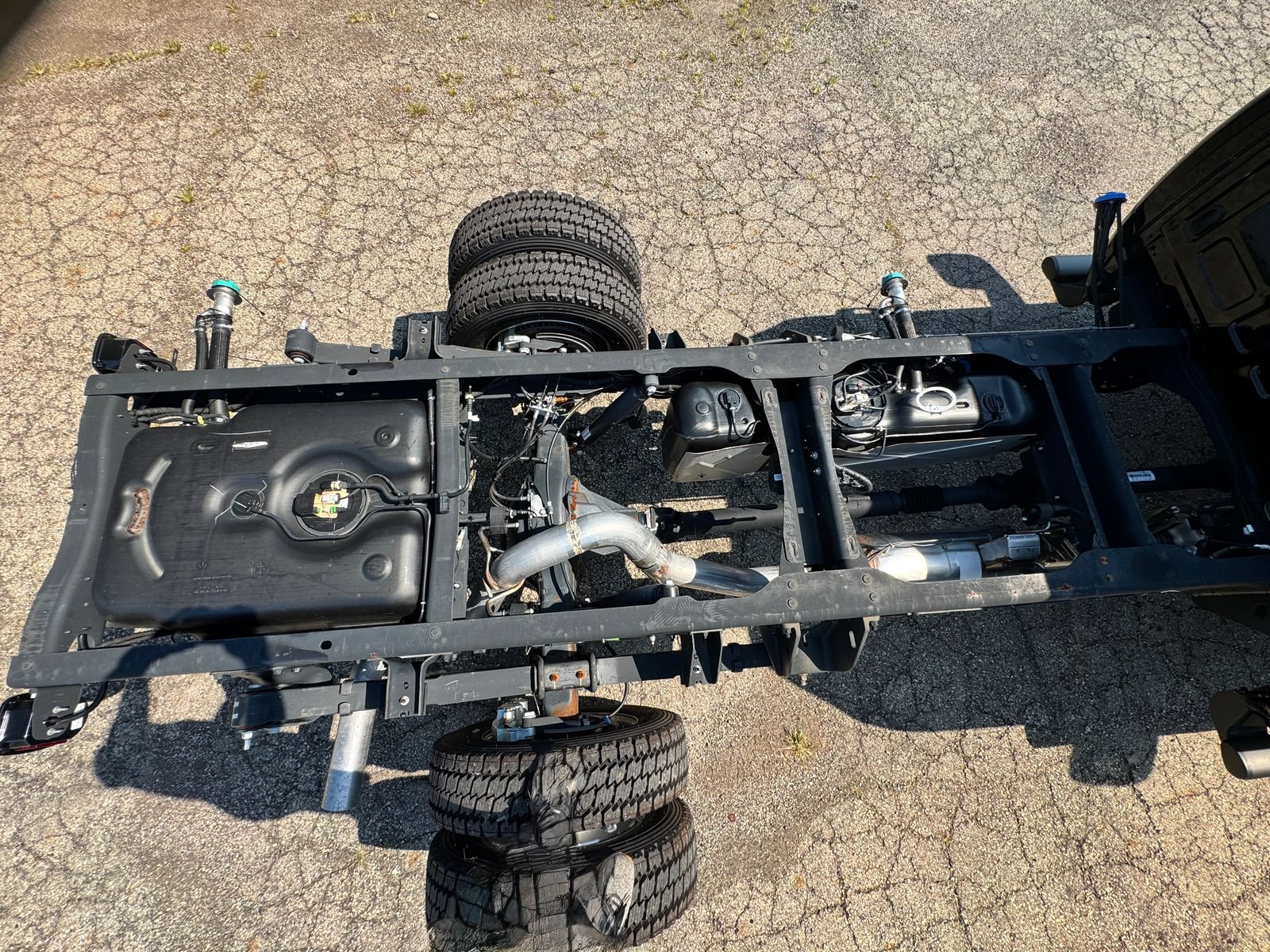 New 2026 RAM 5500 4x4 Regular Cab image 2