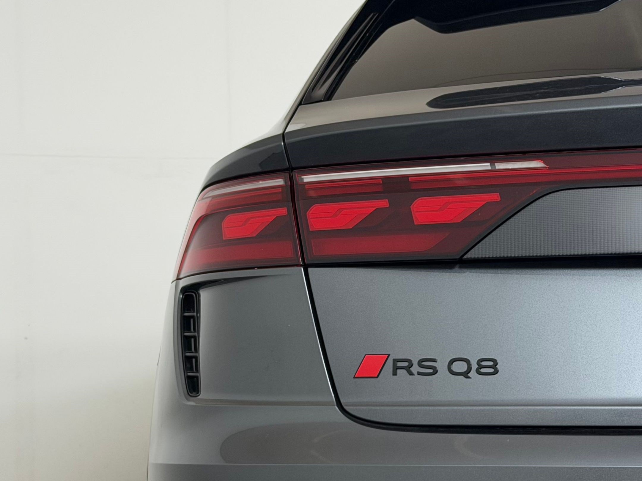 New 2027 Audi RS Q8 performance AWD/4WD image 29