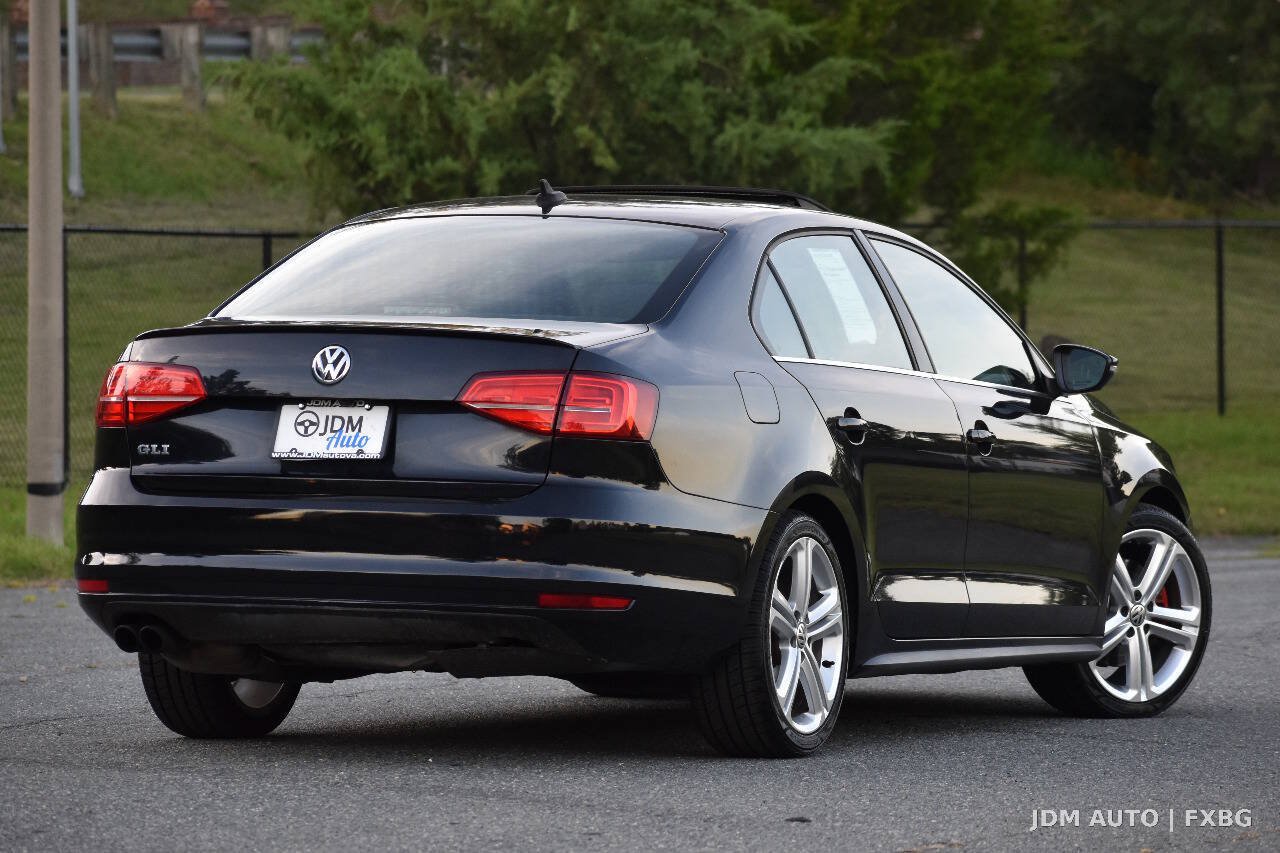 Used 2015 Volkswagen Jetta GLI SEL FWD image 5