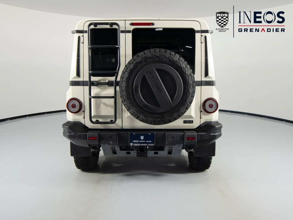 Used 2025 INEOS Grenadier Fieldmaster Edition AWD/4WD image 8