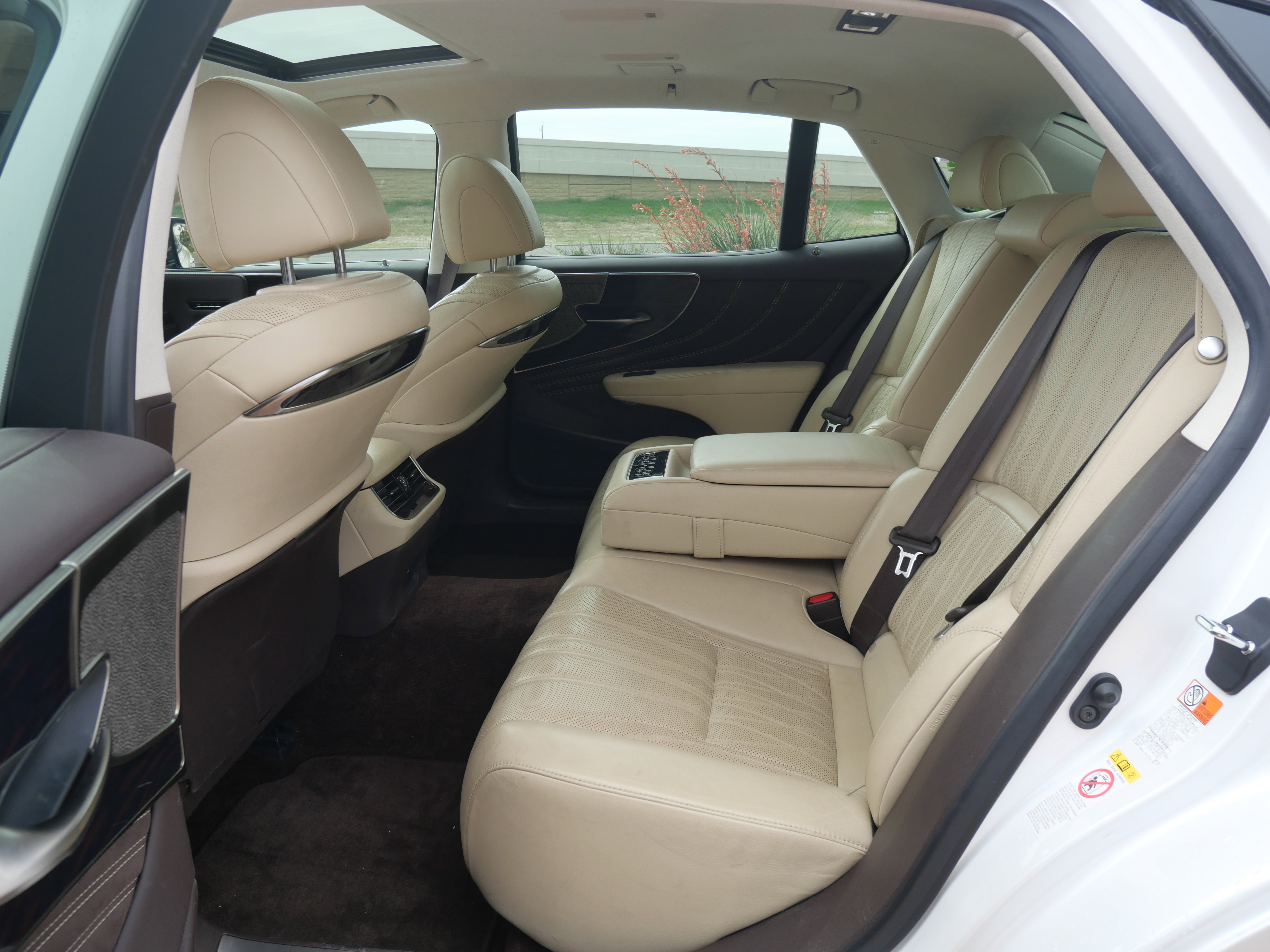 Used 2018 Lexus LS 500 image 9