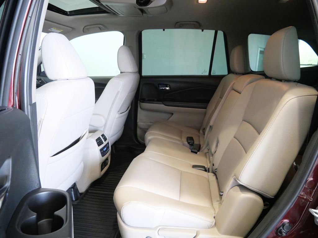 Used 2022 Honda Pilot Touring image 25
