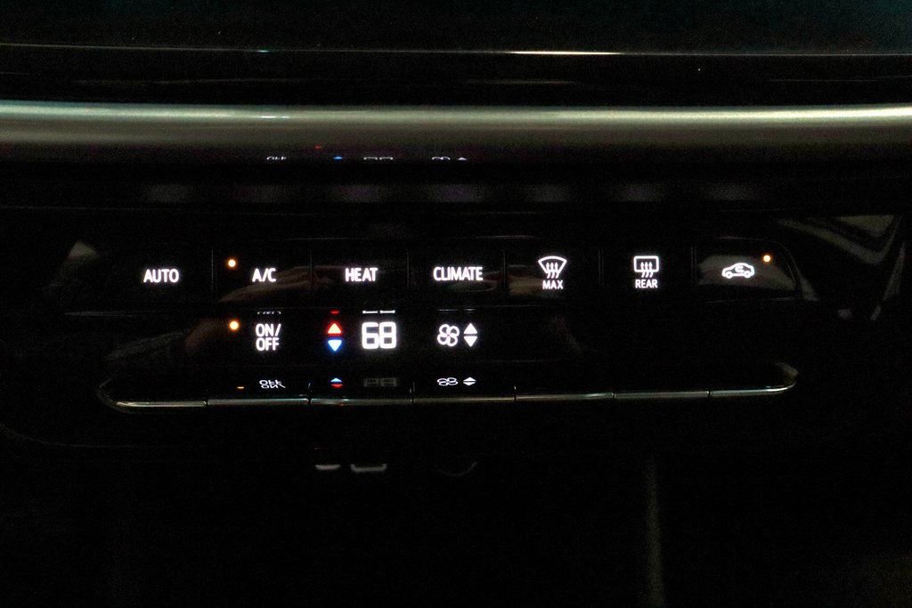 Used 2023 Chevrolet Bolt LT w/ Driver Confidence Package image 28