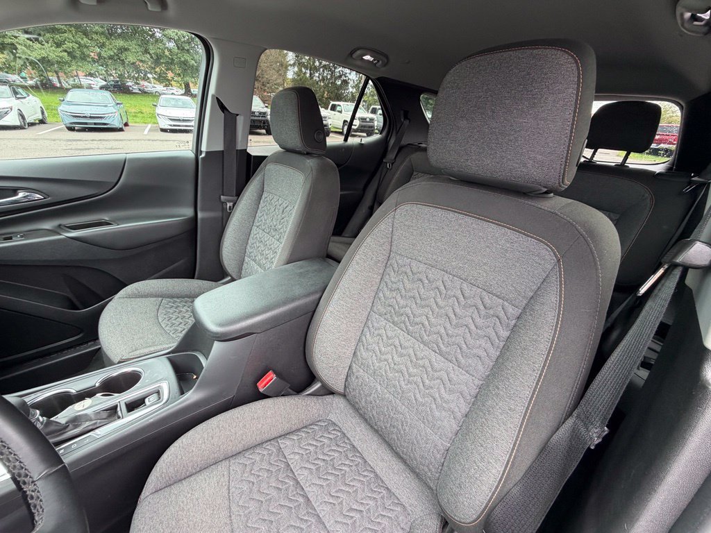 Used 2024 Chevrolet Equinox LT AWD/4WD image 8