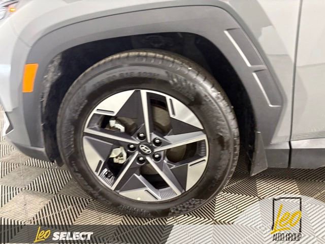Used 2025 Hyundai Tucson SEL FWD image 23