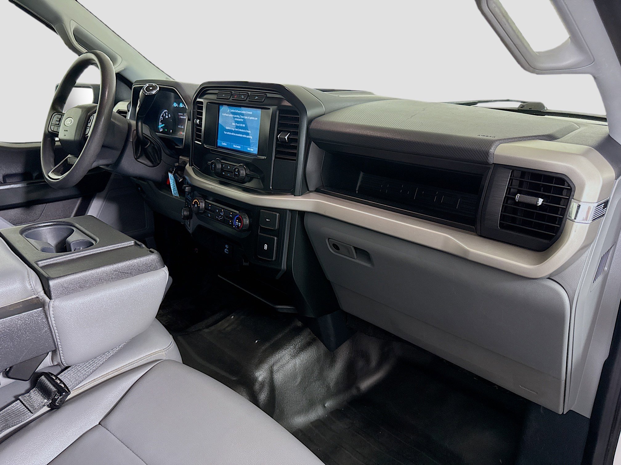 Used 2022 Ford F150 XL w/ Trailer Tow Package image 29