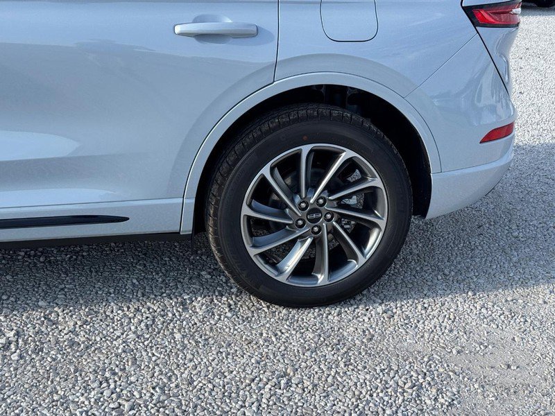 New 2025 Lincoln Corsair Grand Touring image 9