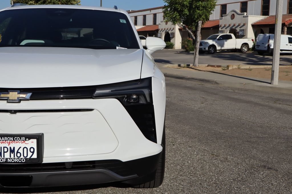 Used 2024 Chevrolet Blazer EV LT AWD/4WD image 8