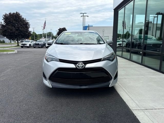 Used 2017 Toyota Corolla LE w/ Carpet Mat Package (TMS) FWD image 7