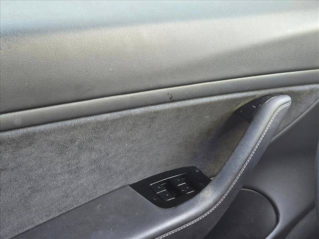 Used 2020 Tesla Model 3 Long Range AWD/4WD image 10