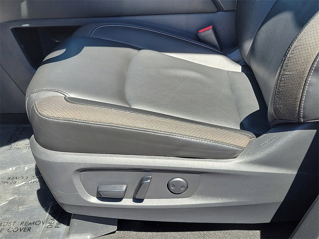 Certified 2023 Nissan Pathfinder SL image 17