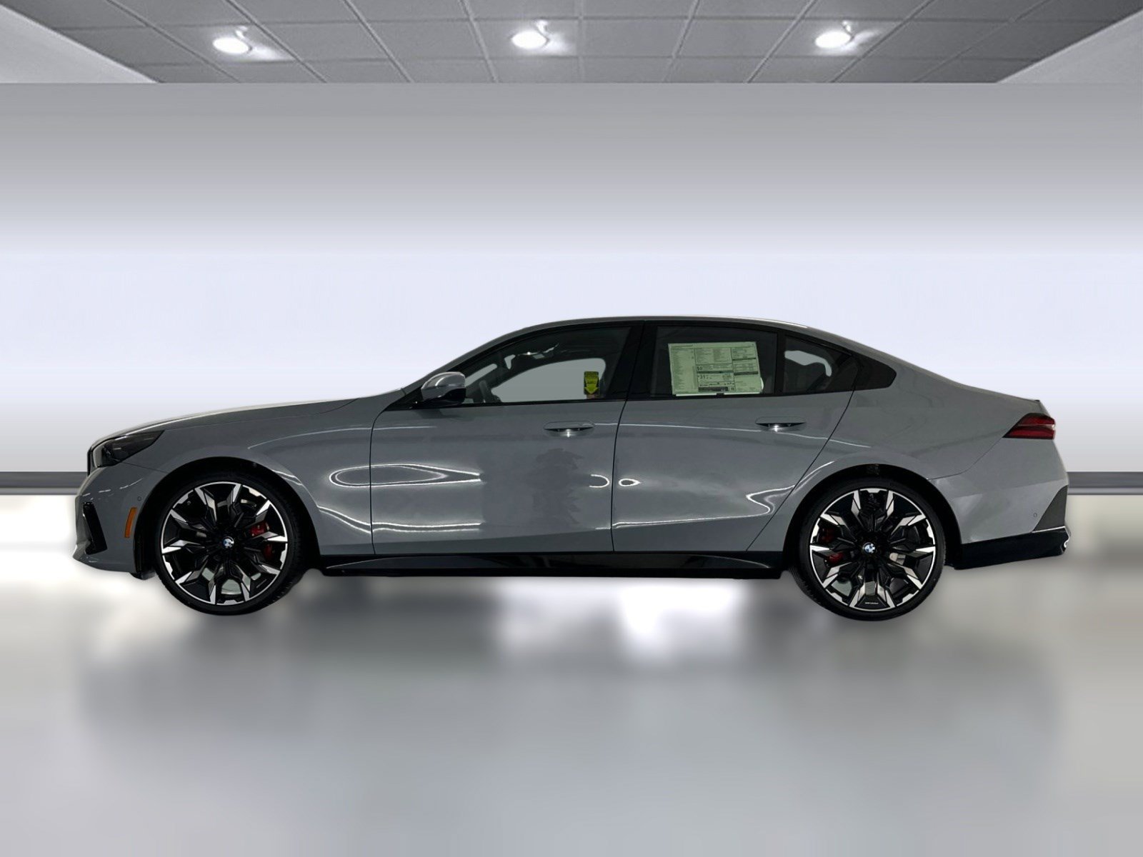 Used 2026 BMW 530i w/ M Sport Package RWD image 2