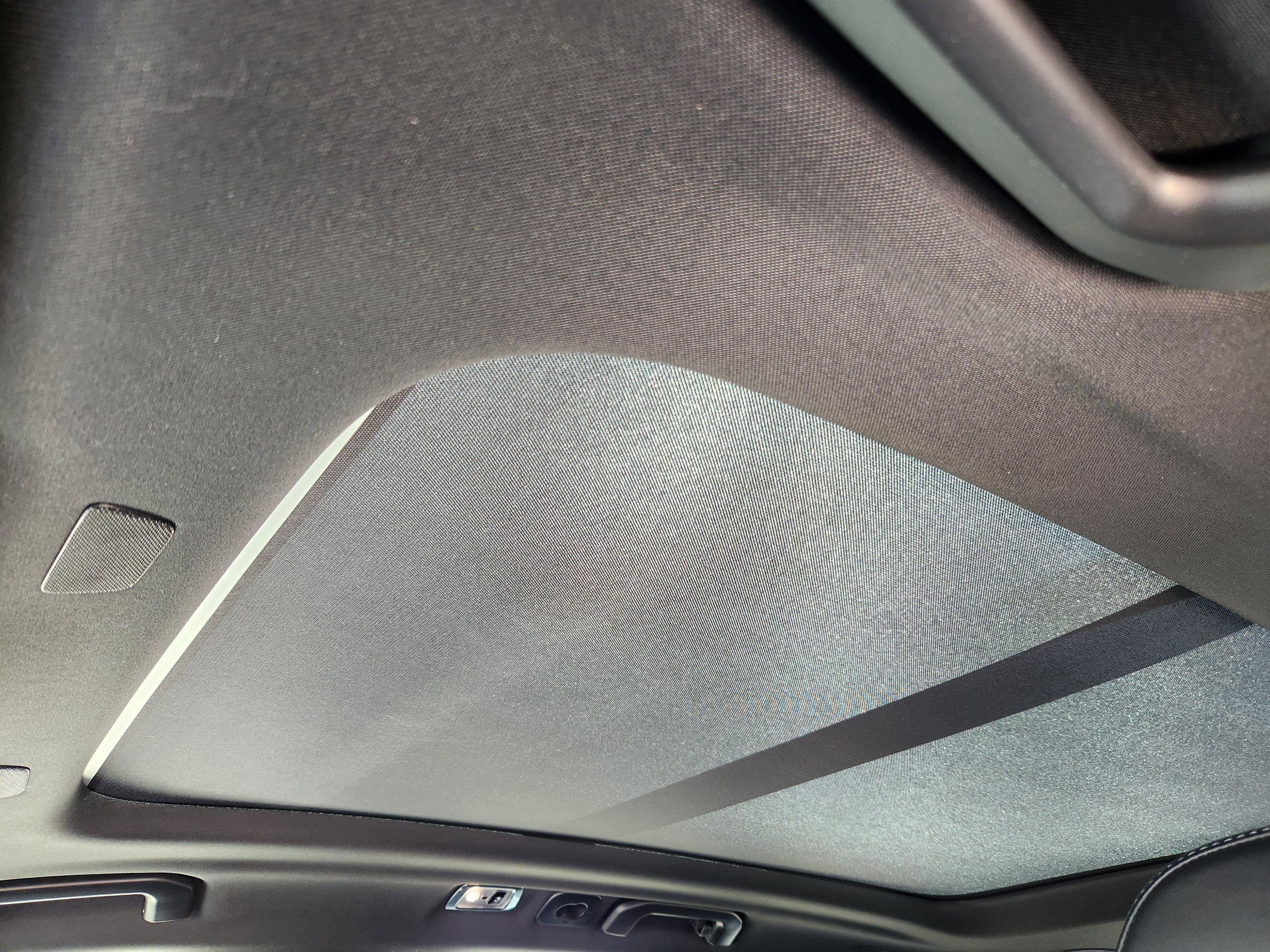 Used 2018 Volvo XC60 T8 Inscription w/ Luxury Seat Package AWD/4WD image 14