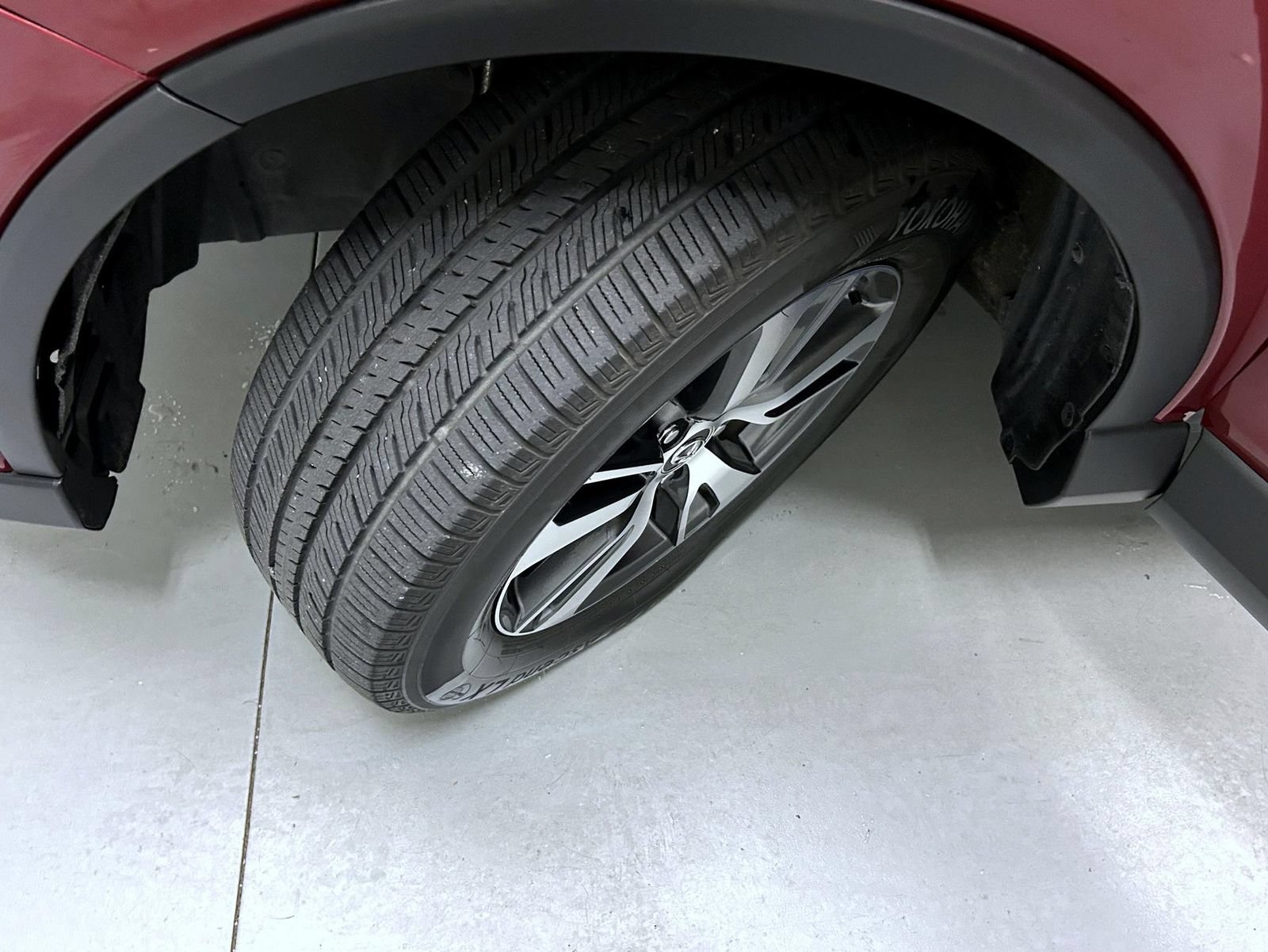 Used 2018 Toyota RAV4 XLE FWD image 23