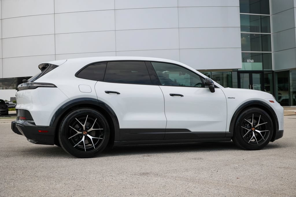 New 2026 Porsche Cayenne Electric AWD/4WD image 52