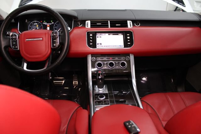 Used 2014 Land Rover Range Rover Sport Supercharged AWD/4WD image 2