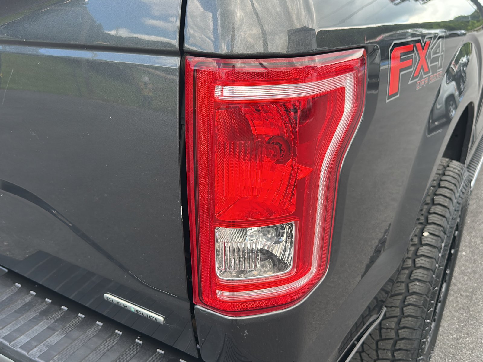 Used 2016 Ford F150 XLT w/ Equipment Group 301A Mid AWD/4WD image 13