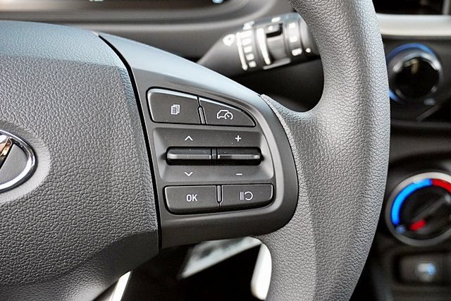 New 2026 Hyundai Venue SE FWD image 37