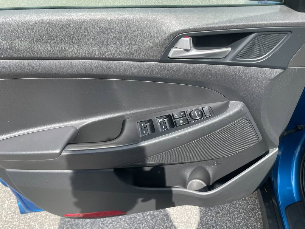 Used 2020 Hyundai Tucson SE w/ Cargo Package AWD/4WD image 11