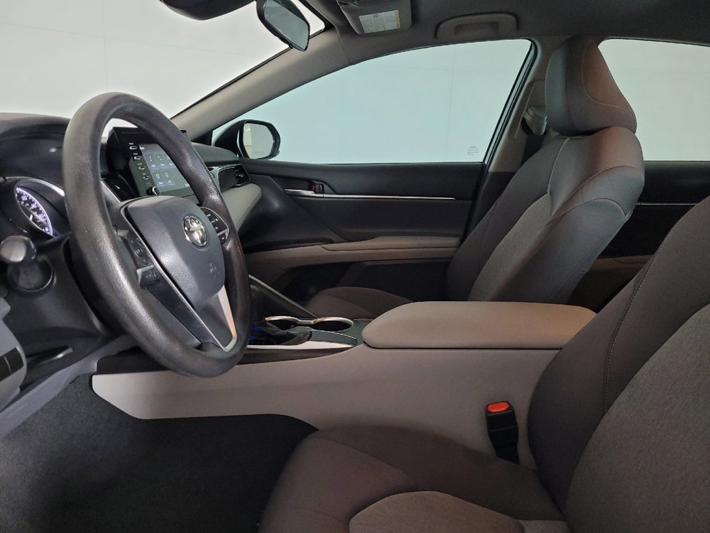 Used 2021 Toyota Camry LE FWD image 17