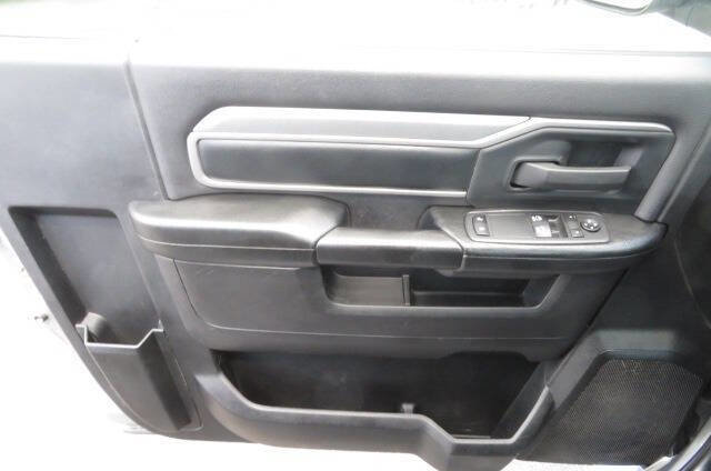 Used 2021 RAM 3500 Tradesman AWD/4WD image 12