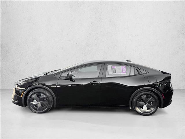 Used 2026 Toyota Prius Plug-In Hybrid video 4