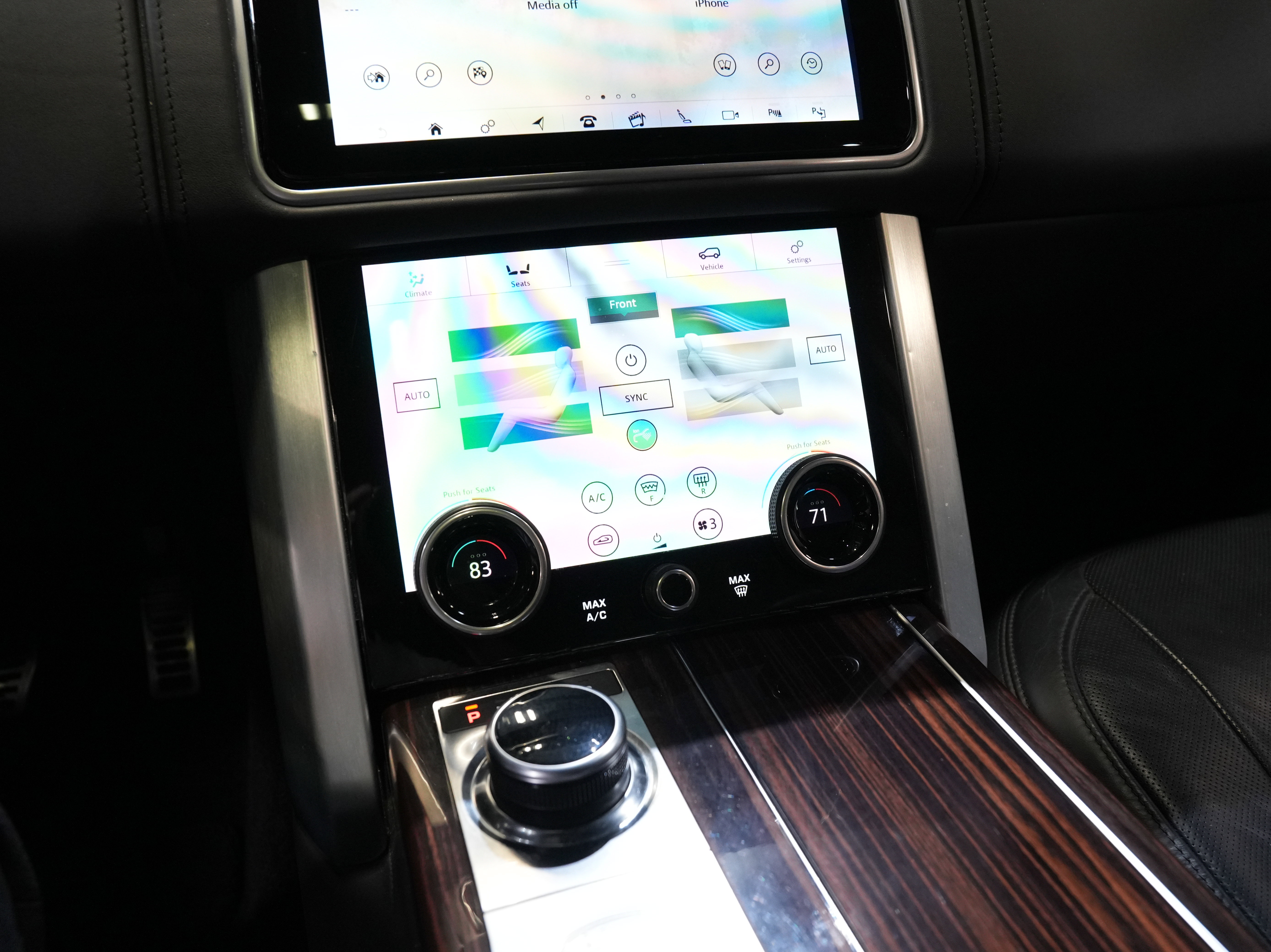 Used 2018 Land Rover Range Rover Long Wheelbase Autobiography image 45