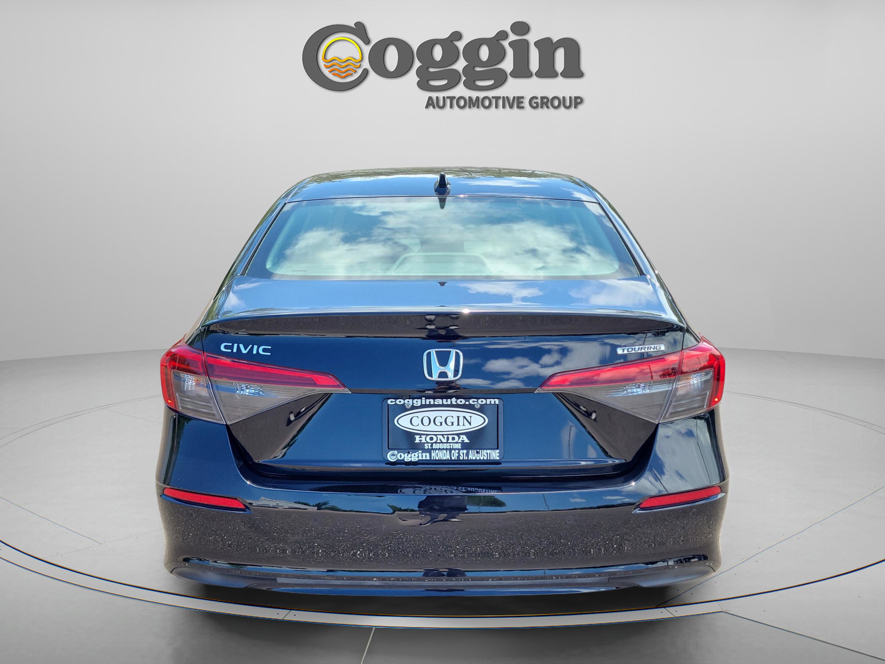 Used 2022 Honda Civic Touring image 4