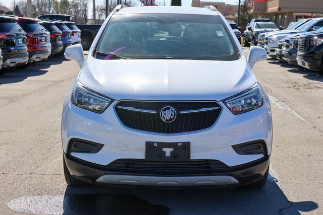 Used 2018 Buick Encore Preferred image 2
