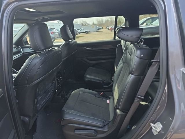 Certified 2023 Jeep Grand Cherokee L Laredo image 10