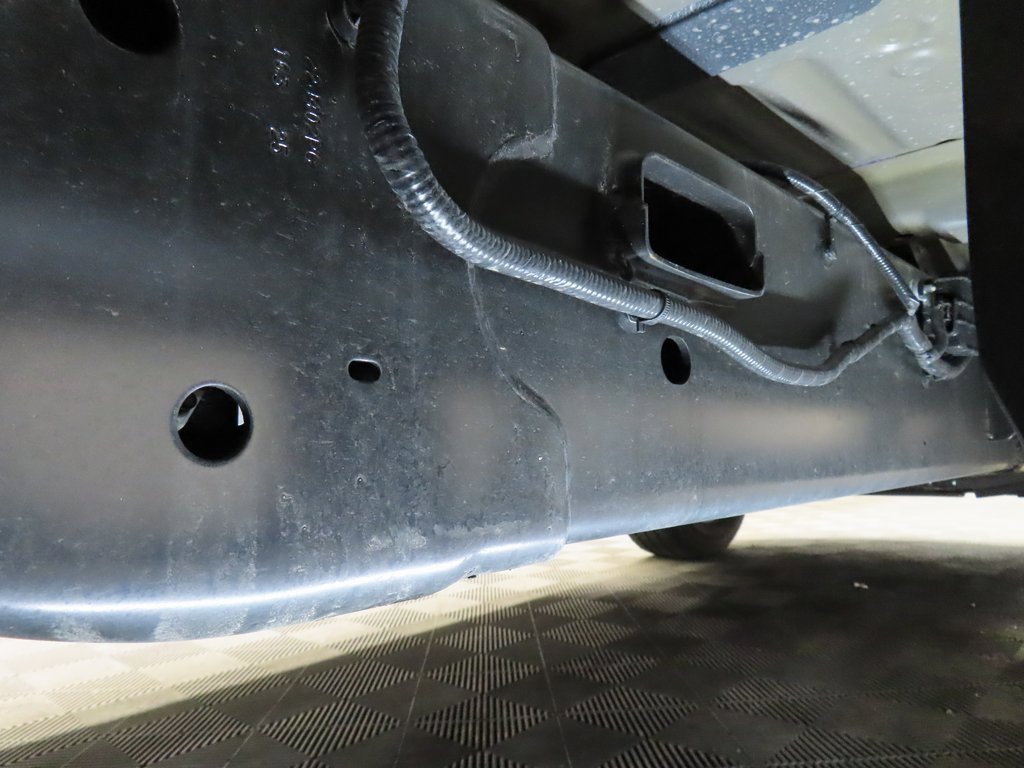 Used 2025 Ford F350 Lariat w/ Black Appearance Package image 9