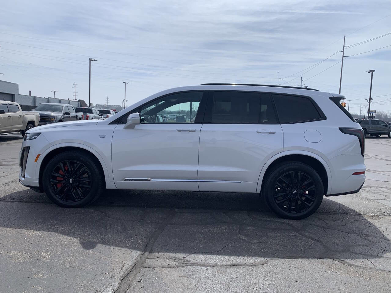 Used 2023 Cadillac XT6 Sport image 5