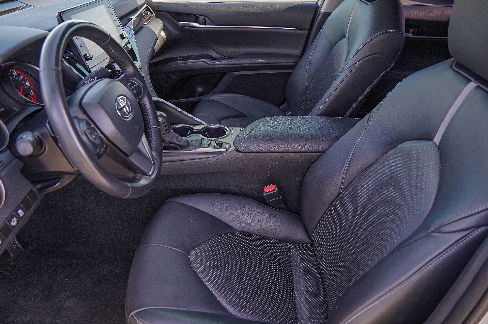 Used 2024 Toyota Camry XSE image 9