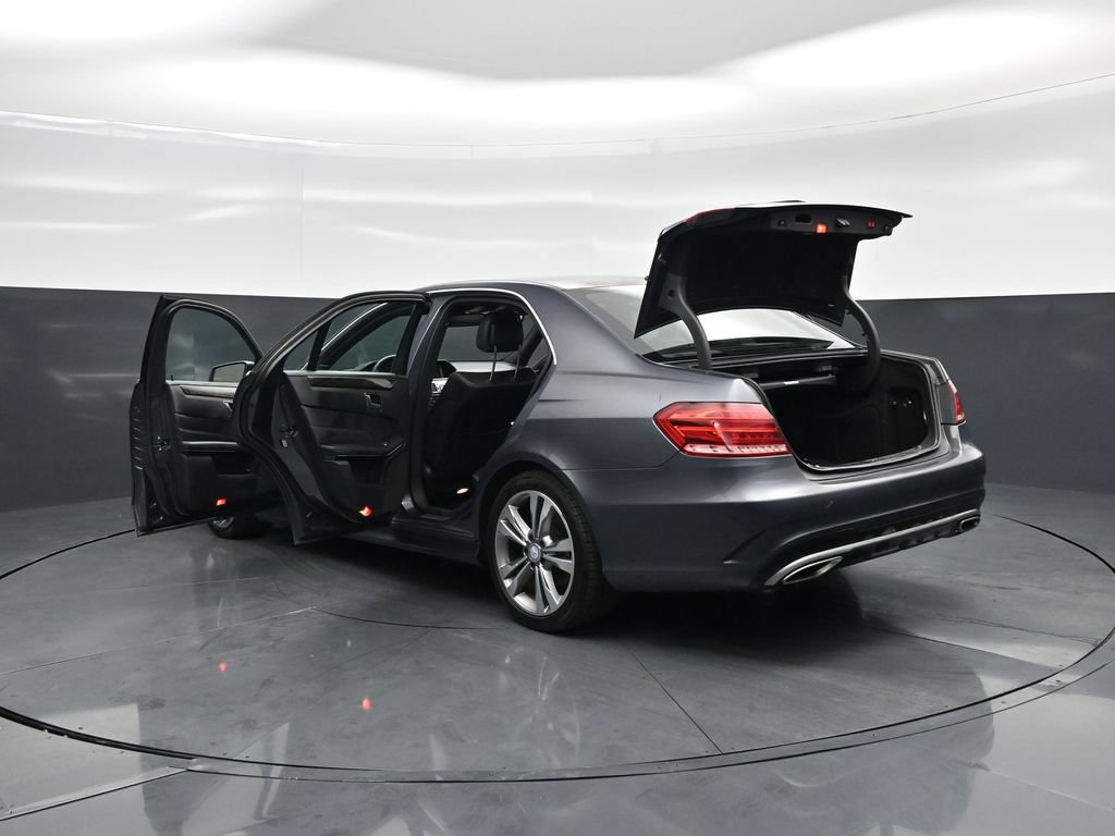 Used 2014 Mercedes-Benz E 350 Sedan image 33