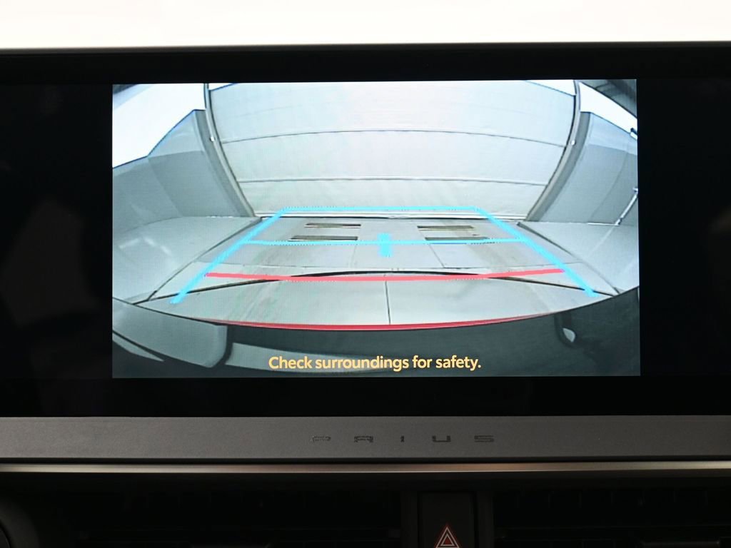 Used 2025 Toyota Prius XLE image 20