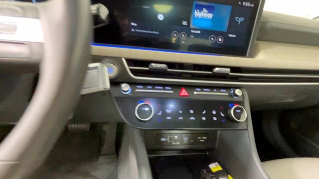 Used 2024 Hyundai Sonata Limited FWD image 27