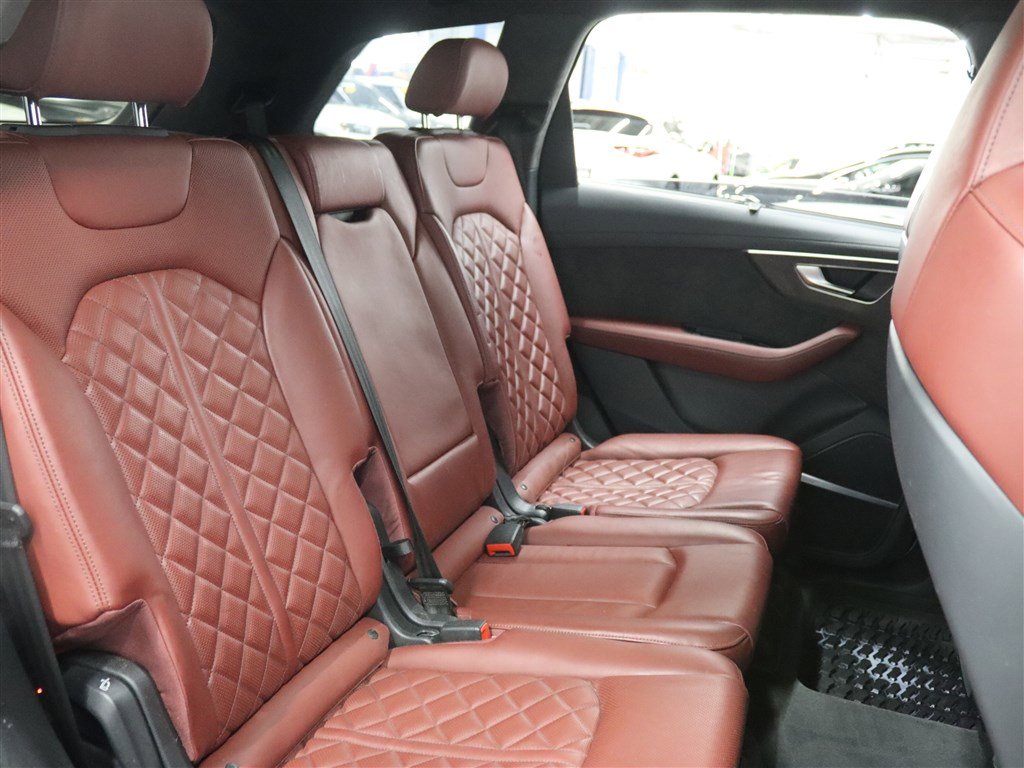 Used 2022 Audi SQ7 Prestige image 17